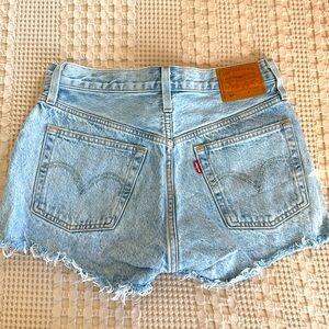 True Levi’s 501 shorts, size 26! Perfect condition